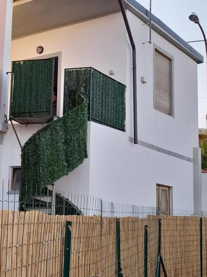 Casa Vacanze Da Michele E Azzurra Lotzorai Dış mekan fotoğraf